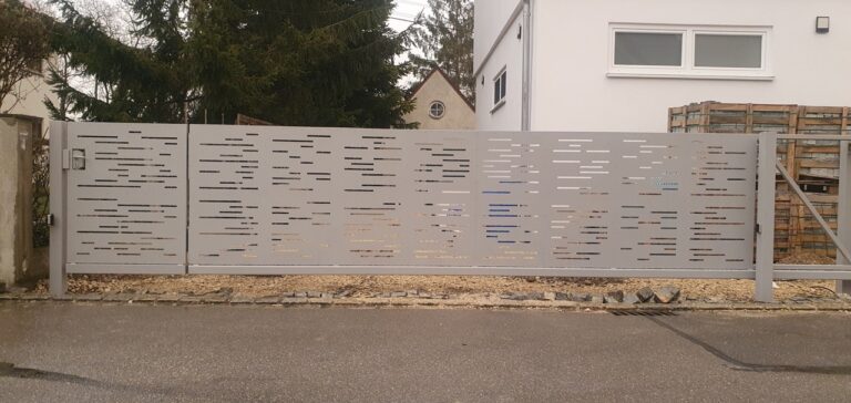 Tore mit Integrierter Pforte 20220315 143949 1