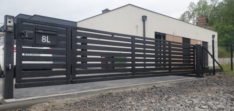 Tore mit Integrierter Pforte 20220524 191434 1