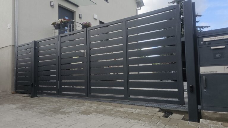 Tore mit Integrierter Pforte 20250709 174906 1